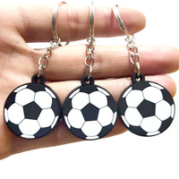 Individualisierter Europäischer Fußballverein Logo PVC Gummi Schlüsselanhänger Anhänger Fußball-Fan Sport-Souvenir Schlüsselring Geschenk