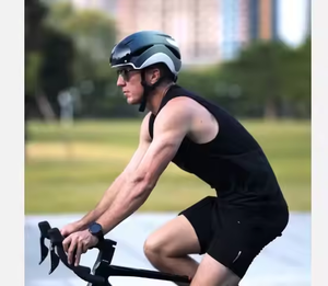 หมวกกันน็อกจักรยานแบบสปอร์ตสองสีมีไฟ LED หมวกนิรภัยสำหรับจักรยานได้รับการรับรอง CE En1078 - Product Image 3