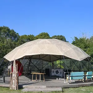 새로운 디자인 럭셔리 거주 가능한 에코 텐트 웨딩 이벤트 글램핑 리조트를위한 하이 엔드 돔 조립식 하우스 텐트