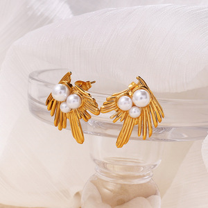 Pendientes de Aro con Alas, Chapados en Oro de 18K, Acero Inoxidable, Perla Blanca, para Uso Diario - Product Image 2