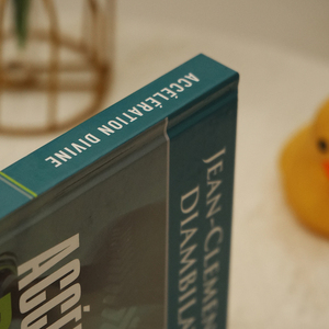 Impression de livres à couverture rigide personnalisée de qualité supérieure, avec dorure à chaud, reliure cousue, gaufrage/débossage et pelliculage, best-seller - Product Image 1