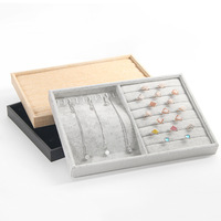 Boîte de rangement rectangulaire en flanelle pour bijoux (colliers, bagues, bracelets, boucles d'oreilles) - Plateau de présentation 35x24x3cm