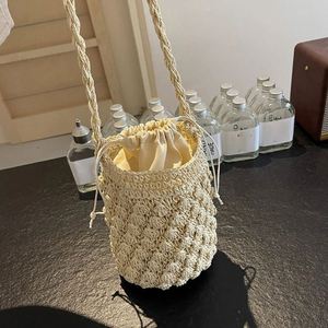 Bolso <span class=keywords><strong>Bombonera</strong></span> de Satén Tejido Tipo Cesta de Paja Grande para Damas, Conjuntos de Moda de Bolsos y Sombreros, Pequeño Cuadrado de Felpa - Product Image 4