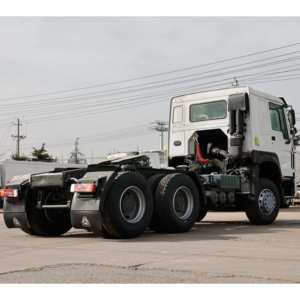 Locomotive de traction à carburant HOWO 375 HP à double entraînement d'occasion Tracteur 6x4 à roues motrices remis à neuf Howo Traction <span class=keywords><strong>Loc</strong></span> Sales Africa - Product Image 5