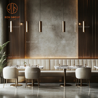 Ensemble de mobilier pour café, restaurant, table ronde en marbre et chaise en tissu avec banquette pour restaurant