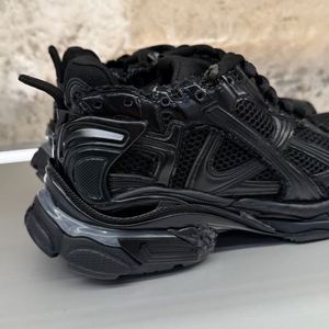 Chaussures de course pour hommes de haute qualité 2026, design tendance, chaussures de plateforme LED d'extérieur, dernières baskets lumineuses de créateur très vendues - Product Image 5