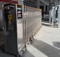 Barrière de circulation rétractable automatique en acier inoxydable 304 pour portail scolaire