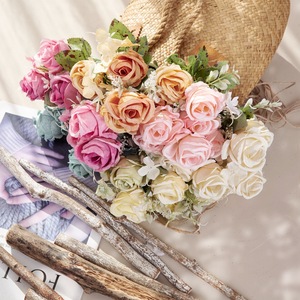 Bouquet de roses en soie moins cher, fleurs de mariage, décoration, fleurs artificielles en forme de rose - Product Image 2