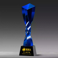 Trophée en cristal torsadé vierge en gros, avec logo gravé sur mesure, récompense d'entreprise, trophée souvenir artisanal d'honneur