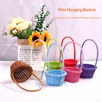 Mini Plastic PP Rattan Minimalistische Hangende Mand Handgeweven Kleurrijke Tote Basketdual-purpose opbergdecoratie Kleine mand