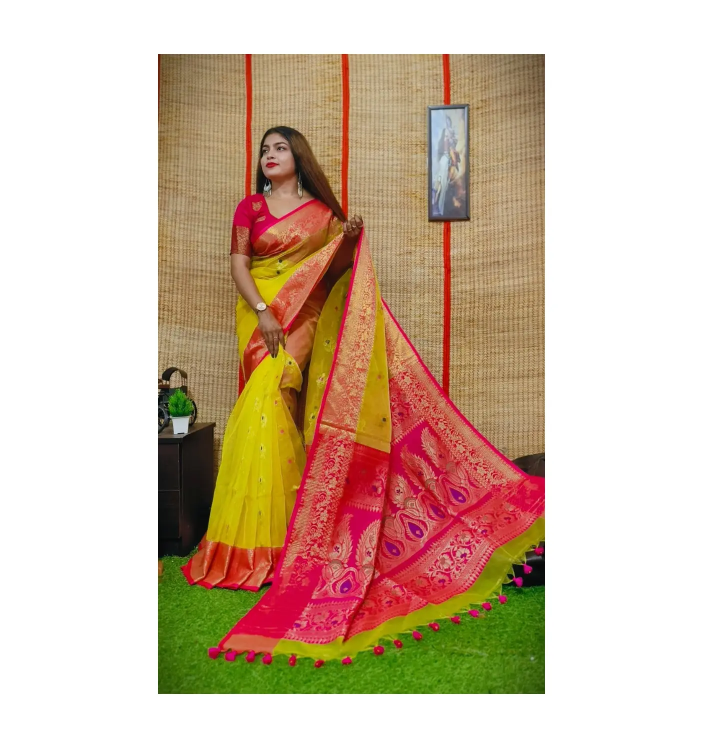 Indischer Hersteller Weicher und leichter Resham Silk Saree mit Bluse für wunderschöne Mädchen beim Export erhältlich