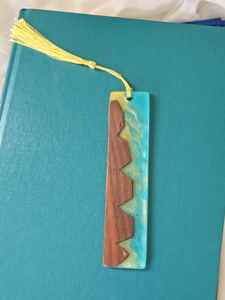 Premium Handmade Resin Craft Resin And Wooden Bookmarks For Books Diaries And <b>Planners</b> - Product Image 3