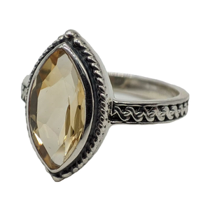 Anillo Ajustable de Citrino Hecho a Mano, Joyería Fina para Mujer con Diseño de Piedra de Cristal Pulido y Estilo Moderno - Product Image 2