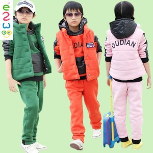 ชุดกีฬาเด็ก 3 ชิ้น สไตล์แฟชั่นสำหรับฤดูหนาว ช้อปปิ้งออนไลน์จากจีน - Product Image 1