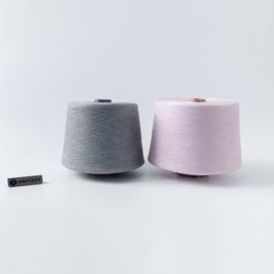 Vente directe d'usine Livraison rapide Fil de coton cardé teint 32S pour le tricot à la main et la fabrication de draps et de housses de couette - Product Image 2