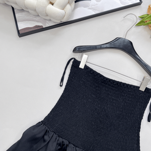 Vestido casual de tubo para mujer con falda sin tirantes con volantes, lazo lateral y corpiño fruncido - Product Image 3