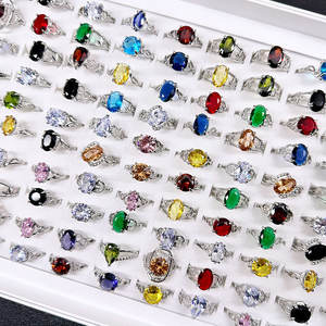 הסיטונאי אופנה, תערובת צבעונית, גודל תערובת סגלגל עשוי קריסטל זכוכית זהב אמרלד טבעות נשים עבור מתנה - Product Image 4