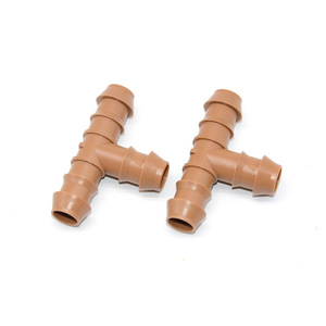 Raccords coudés et barbelés à filetage extérieur de 17 mm pour tuyaux d'irrigation <span class=keywords><strong>goutte</strong></span> à <span class=keywords><strong>goutte</strong></span> en PE – Vente en gros - Product Image 5