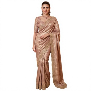 Sari de seda estilo Banarasi rosa con patrón en zigzag dorado, ropa formal de boda para mujeres, atuendo tradicional indio. - Product Image 1