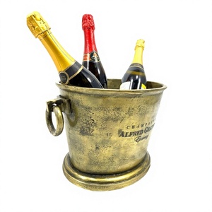 Bac à boissons en aluminium style vintage pour refroidir le champagne, avec poignées en anneau, seau à glace fait main, grande capacité - Product Image 1