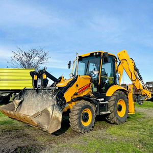 Chargeuse-pelleteuse JCB 3CX haute performance à vendre, offerte à un prix raisonnable et offrant un couple élevé pour une performance supérieure - Product Image 1