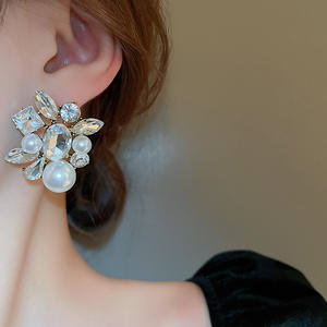 Aguja de plata con incrustaciones de diamantes, gota ovalada, perla, del Sur Corea, luz, lujo, gama alta, moda, venta al por mayor, pendientes de tuerca para mujer - Product Image 2