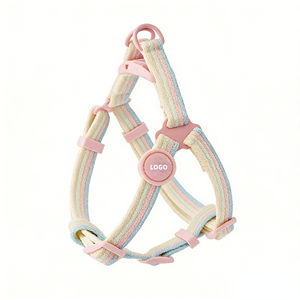 Harnais et laisse pour chien en blocs de couleurs irisées, harnais doux et confortable pour animaux de compagnie, réglable pour les promenades en extérieur - Product Image 2