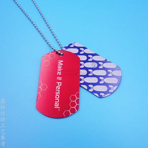 Placas de identificación personalizadas para perros de metal, aleación de aluminio anodizado en colores rojo y azul, diseño geométrico para regalos promocionales - Product Image 3