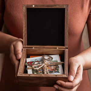 素朴な小さな装飾的な茶色の記念品の正方形の木製の収納ボックス - Product Image 4