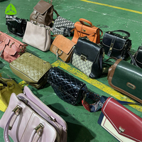 Sacs d'Occasion de Marques Diverses, Sacs à Main et Sacs Bandoulière Seconde Main pour Femme, Sacs de Friperie en Balles