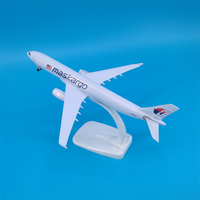 Haute simulation 1/300 échelle malaisie Maskargo modèle d'avion personnalisable livraison OEM pour les entreprises de logistique de fret