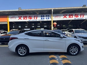 Automóviles Coreanos de Marca 2018, Elantra 1.6L Automático, Sedán Coreano, Auto Usado - Product Image 3