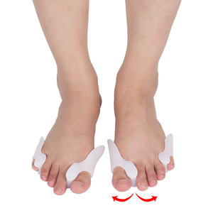 Correcteur d'hallux valgus en gel, séparateur de <span class=keywords><strong>petit</strong></span> doigt, correcteur de bunions pour le <span class=keywords><strong>petit</strong></span> doigt - Product Image 2