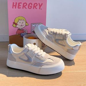 2026 New Retro Minimalist German Style Flat Sneakers Breathable <b>Soft</b> Sole All Match Trendy Women Canvas <b>Shoes</b> - Product Image 4