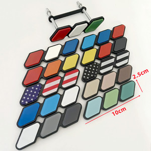 Emblema Logo per Griglia Frontale in 3 Colori per Toyota Tacoma Tundra 4Runner TRD Highlander Rav4 CHR, Accessori Auto per Presa d'Aria - Product Image 2