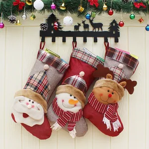 Sacs de Noël personnalisés brodés à carreaux, Père Noël, bonhomme de neige, chaussettes cadeaux fantaisie pour décorations de fêtes - Product Image 1