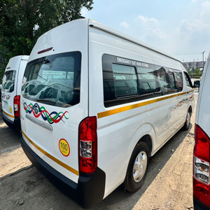 Minibús Usado a Buen Precio, Autobús de Lujo de 16 Asientos, Autobús de Larga Distancia, Taxi Público Urbano/Aeropuerto/Eléctrico/Gasolina, Minibús de Pasajeros - Product Image 3