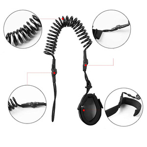 Surf Leash 10ft 5.5mm TPU Corde de sécurité élastique avec boucle de fixation Noir Design minimaliste unisexe - Product Image 4