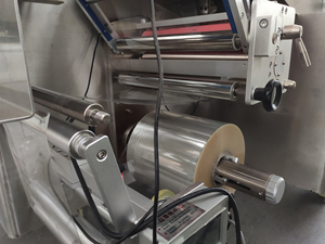 Đầy đủ tự động xúc xích snack bar nến lưu lượng máy đóng gói với thức ăn tự động - Product Image 4