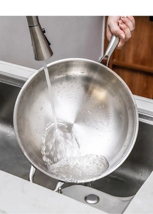 Pentola in Acciaio Inox 304 a Tre Strati Antiaderente Compatibile con Gas e Induzione con Manico in Acciaio Inox per Cottura Sana - Product Image 6
