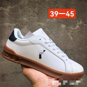 Abbiamo in magazzino vestiti di tutti gli stili per tutte le fasce d'età. Contattatemi se hai bisogno di qualcosa. - Product Image 1