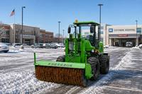 Balayeuse rotative pour la neige des routes municipales en hiver, pour le nettoyage des parkings, des aéroports et des autoroutes