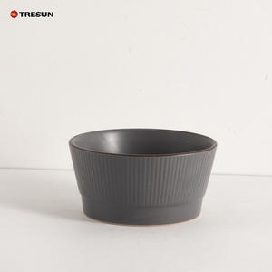 Elegante Juego de Vajilla de 4 Piezas de Gres Escandinavo con Acabado Mate, Textura Acanalada, Resistente al Calor para Uso Diario - Product Image 3