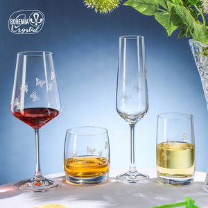 Happy Dolphin Fantasy Red Wine Glass 301-400ml Engraved Crystal Glassware - Product Image 2