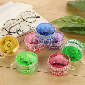 Vente en gros de jouets yoyo pour enfants de haute qualité avec logo personnalisé, yoyo en plastique amusant, yoyo lumineux - Product Image 2