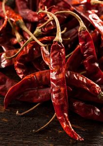 Piments rouges séchés, épices naturelles pour la cuisine, séchage, broyage, stockage à sec, durée de conservation 12 mois - Product Image 5