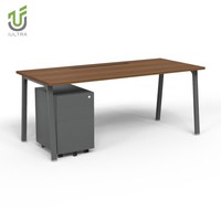 Bureau de direction modulaire ultra moderne et durable avec boîte à câbles intégrée et rangement extensible pour usage professionnel