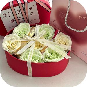 <span class=keywords><strong>Rose</strong></span> di Sapone all'Ingrosso 6,9cm 7 Strati in Confezione Regalo Fiori di Sapone Profumati per Fioristi - Product Image 4