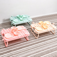 Ensemble de vaisselle de pique-nique portable moderne et minimaliste, table pliante en plastique et couverts, kit de cuisine pour le camping et les activités de plein air