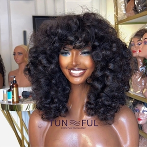 Perruque Courte Bob Bouclée en <span class=keywords><strong>Cheveux</strong></span> Humains avec Frange pour <span class=keywords><strong>Femme</strong></span>, Base Brésilienne Remy, Entièrement Fabriquée à la Machine - Product Image 3